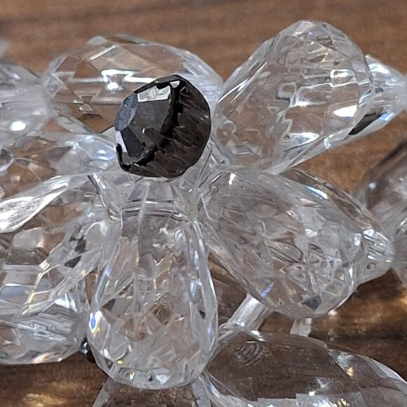 Crystal Flower Faceted Black Rhinetone Cluster Statement Necklace - Picture 7 of 9